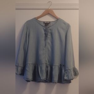 DKYN Jeans denim top ptp 22 long "